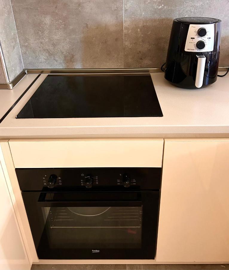Flat Mara, Pet Friendly Lejlighed Podgorica Eksteriør billede